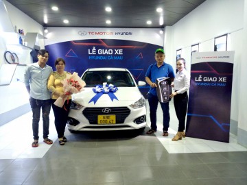 Toàn bộ xe kinh doanh phải đổi sang biển vàng, kể cả taxi công nghệ