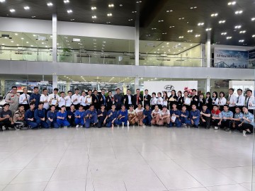 Hyundai Thành Công Cà Mau: Họp Tổng Kết Tháng 10 & Khởi Đầu Tháng 11 Năng Động