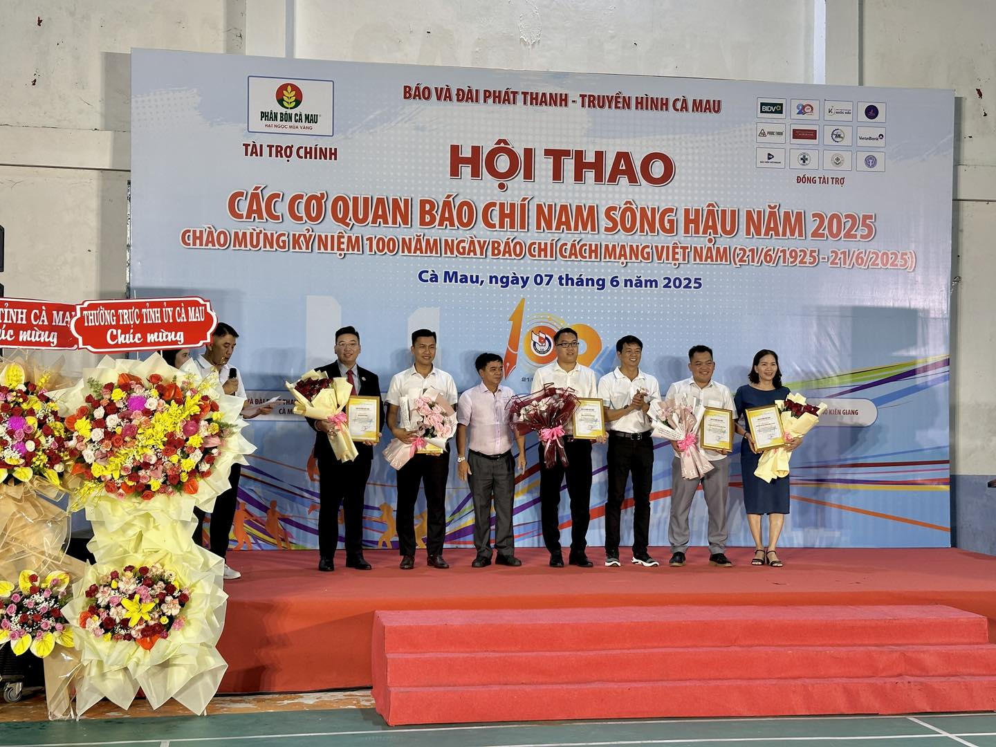 HYUNDAI THÀNH CÔNG CÀ MAU HÂN HẠNH TÀI TRỢ HỘI THAO CHÀO MỪNG 100 NĂM NGÀY BÁO CHÍ CÁCH MẠNG VIỆT NAM (21/6/1925 – 21/6/2025)