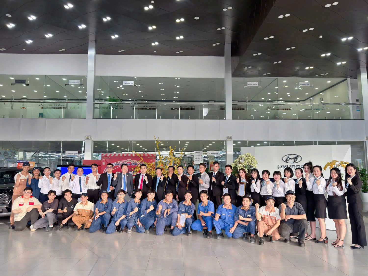 HỌP ĐẦU THÁNG 1 – VINH DANH, BỔ NHIỆM VÀ CHÚC MỪNG SINH NHẬT